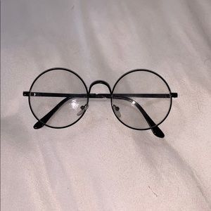 Black Circle Fake Glasses